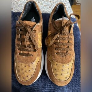 Men's Brown Suede Sneakers